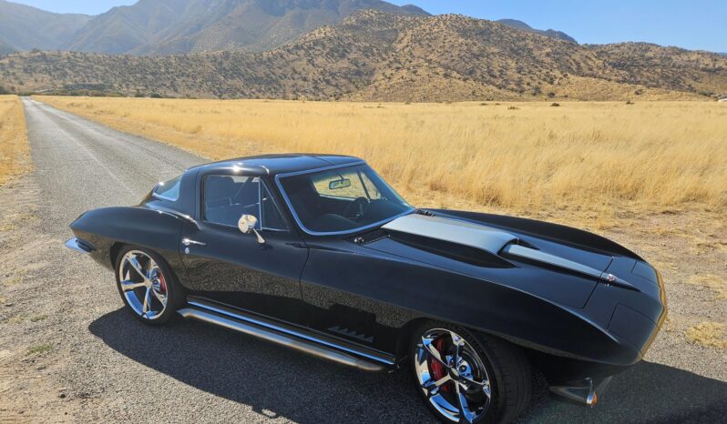 								1967 Chevrolet Corvette Coupe 5-Speed full									