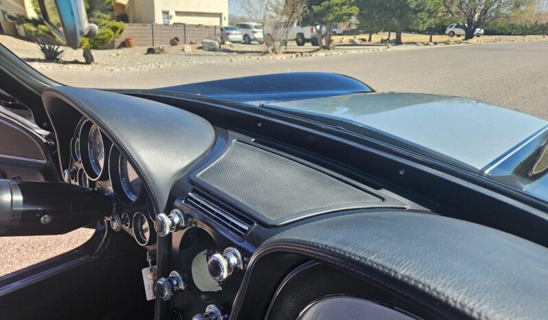 								1967 Chevrolet Corvette Coupe 5-Speed full									