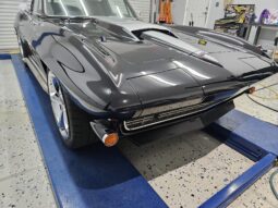 										1967 Chevrolet Corvette Coupe 5-Speed full									