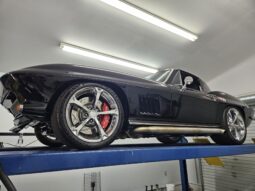 										1967 Chevrolet Corvette Coupe 5-Speed full									