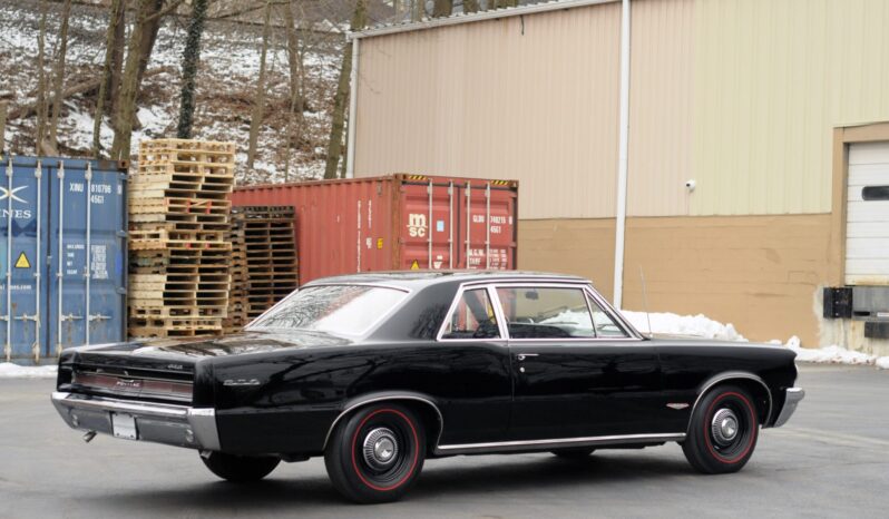 								1964 Pontiac GTO Sport Coupe Tri-Power 4-Speed full									