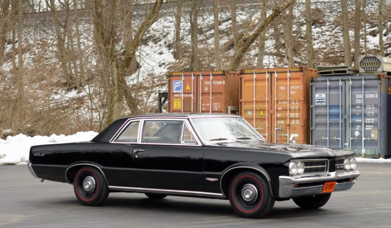 								1964 Pontiac GTO Sport Coupe Tri-Power 4-Speed full									