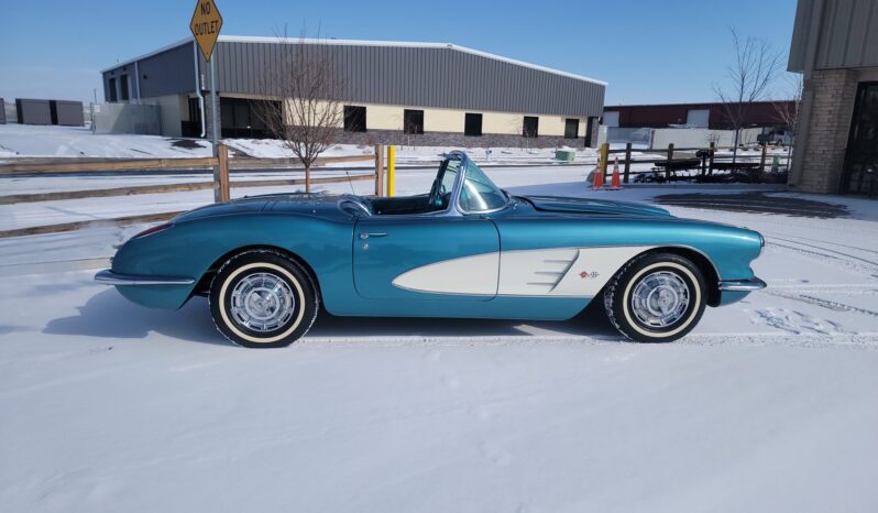 								1959 Chevrolet Corvette full									