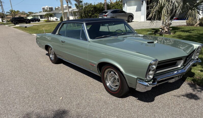 								1965 Pontiac GTO Tri-Power Hardtop full									