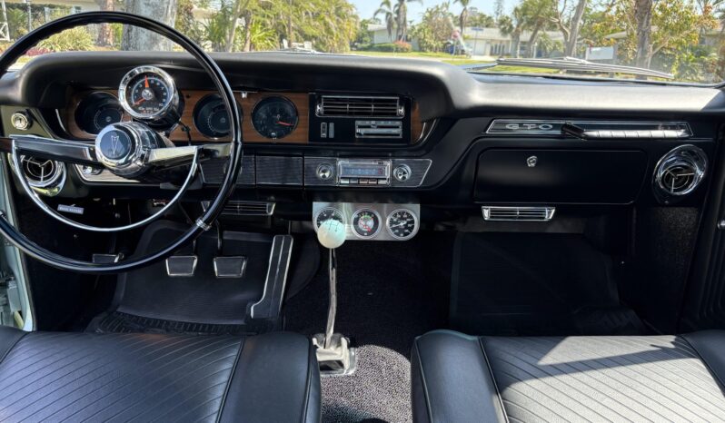 								1965 Pontiac GTO Tri-Power Hardtop full									