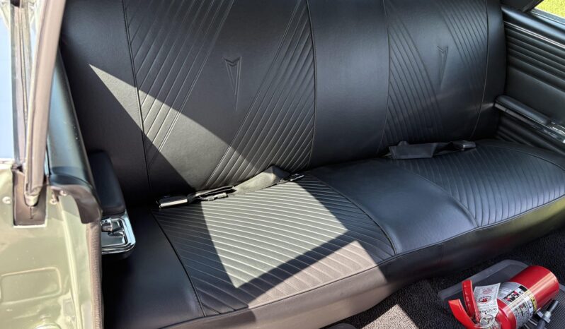 								1965 Pontiac GTO Tri-Power Hardtop full									