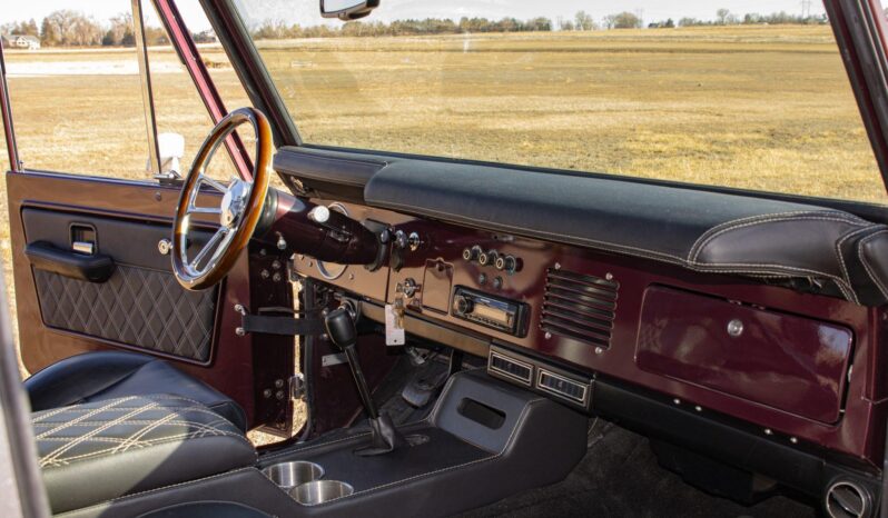 								1967 Ford Bronco full									