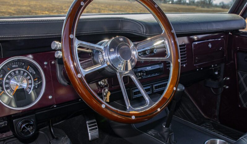 								1967 Ford Bronco full									