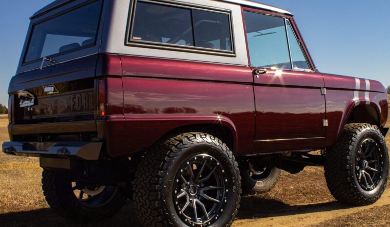 								1967 Ford Bronco full									