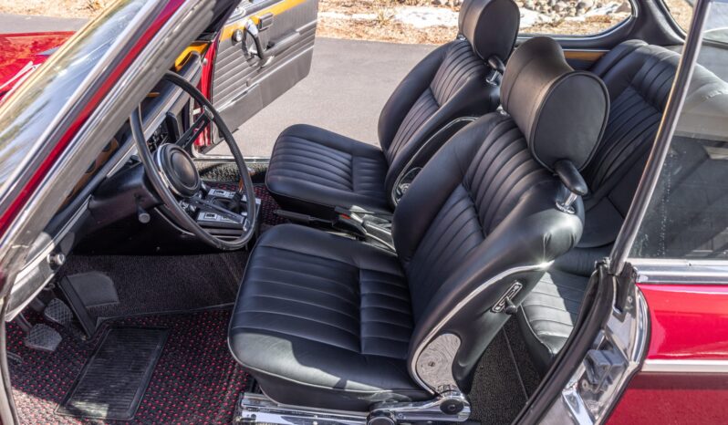 								1972 BMW 3.0CSi 4-Speed full									