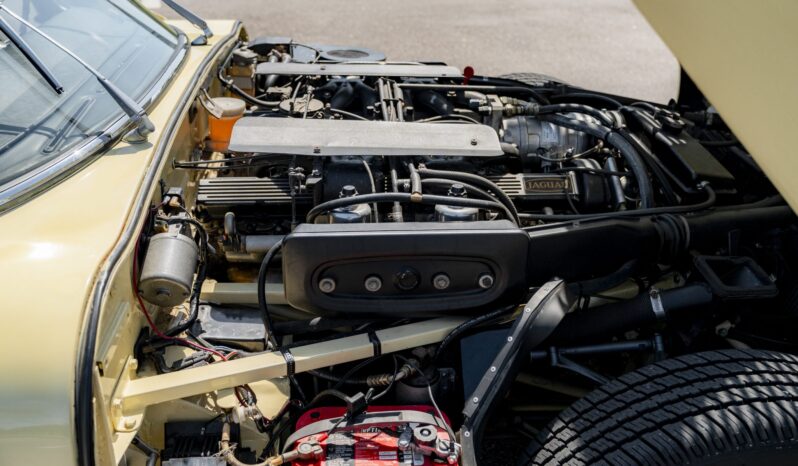 								1973 Jaguar E-Type Series III 2+2 V12 6-Speed full									