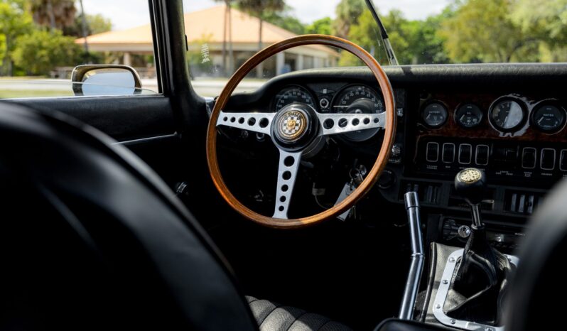 								1973 Jaguar E-Type Series III 2+2 V12 6-Speed full									