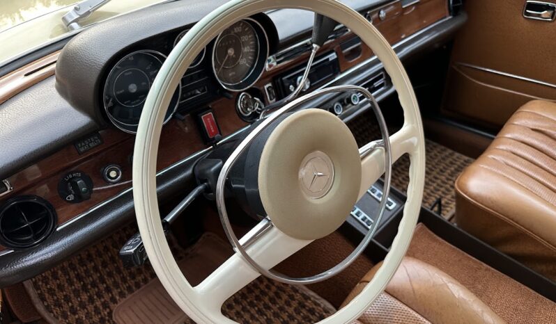 								1973 Mercedes-Benz 280SEL 4.5 Sedan full									