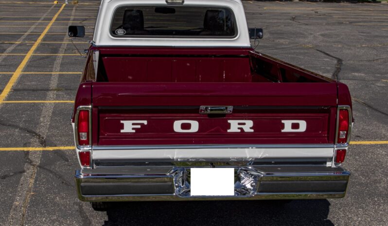 								1969 Ford F-250 Custom full									