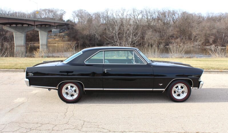 								1967 Chevrolet Chevy II Nova SS 4-Speed full									