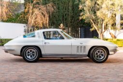 										1965 Chevrolet Corvette Coupe 4-Speed full									