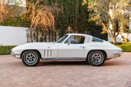 										1965 Chevrolet Corvette Coupe 4-Speed full									