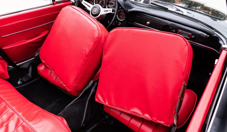 								1965 Alfa Romeo 2600 Spider full									