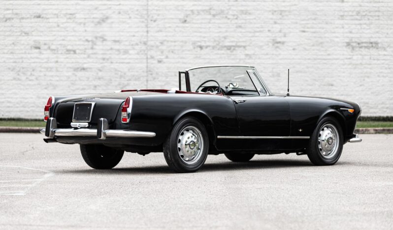 								1965 Alfa Romeo 2600 Spider full									