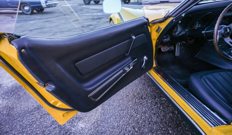 								1969 Chevrolet Corvette Convertible 4-Speed full									
