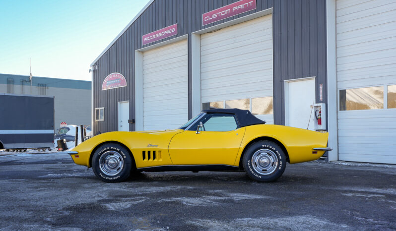								1969 Chevrolet Corvette Convertible 4-Speed full									