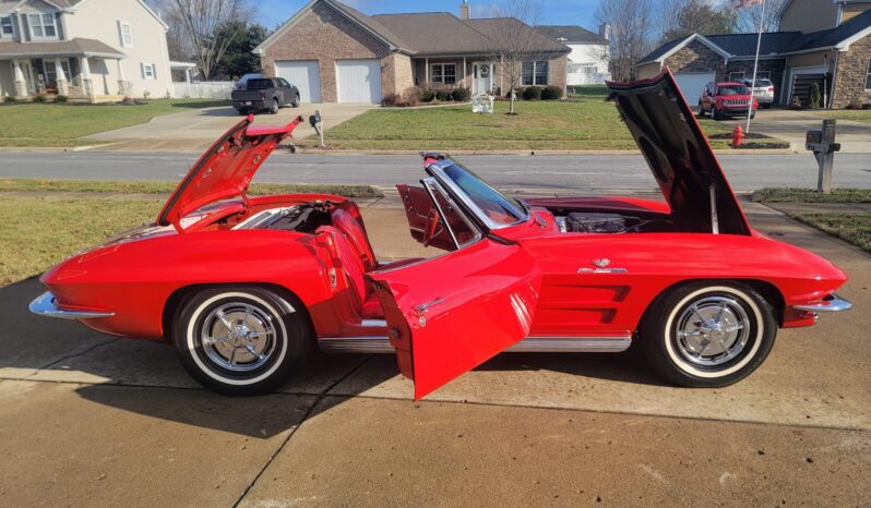 								1963 Chevrolet Corvette Convertible Fuelie 4-Speed full									