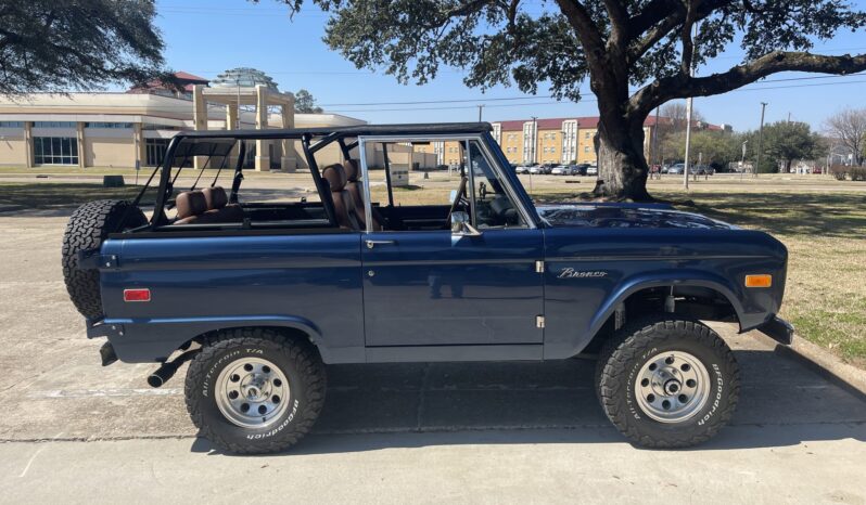 								1976 Ford Bronco 302 full									