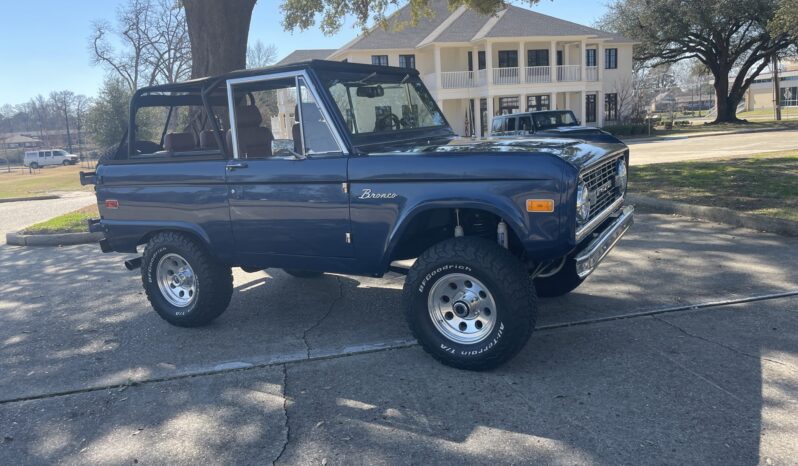 								1976 Ford Bronco 302 full									