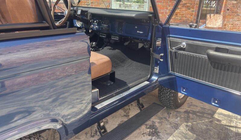 								1976 Ford Bronco 302 full									