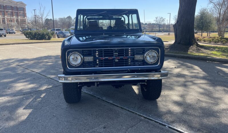 								1976 Ford Bronco 302 full									
