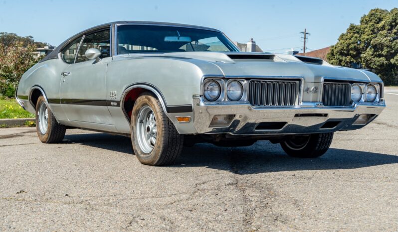 								1970 Oldsmobile 442 W-30 Holiday Coupe 4-Speed Project full									