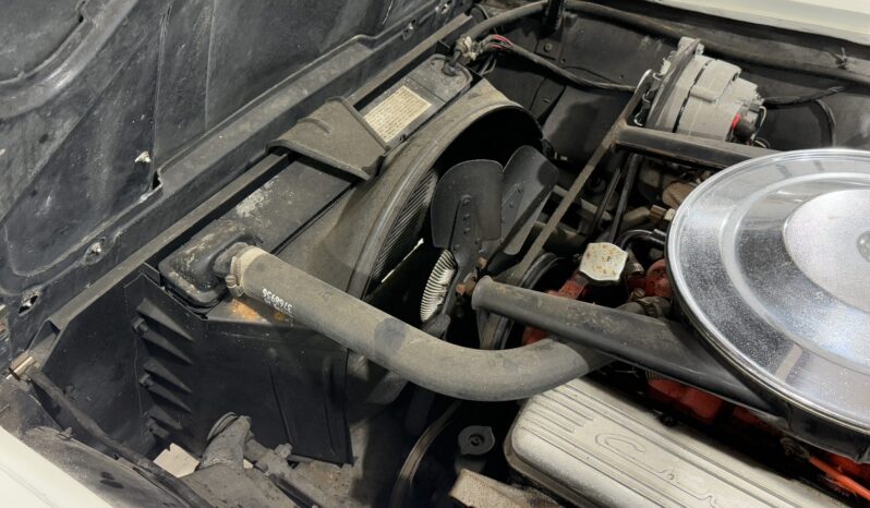 								1963 Chevrolet Corvette Split-Window Coupe 327 300 full									