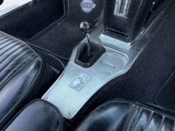 1963 Chevrolet Corvette Split-Window Coupe 327 300 full