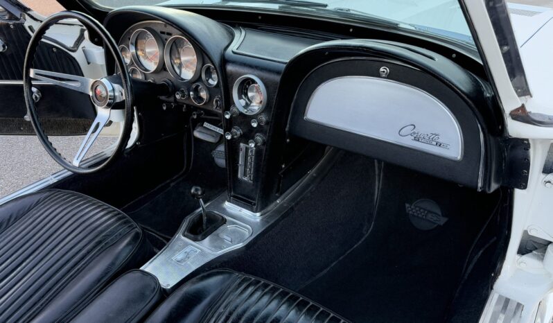 								1963 Chevrolet Corvette Split-Window Coupe 327 300 full									