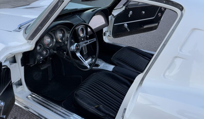 								1963 Chevrolet Corvette Split-Window Coupe 327 300 full									