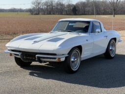 1963 Chevrolet Corvette Split-Window Coupe 327 300 full