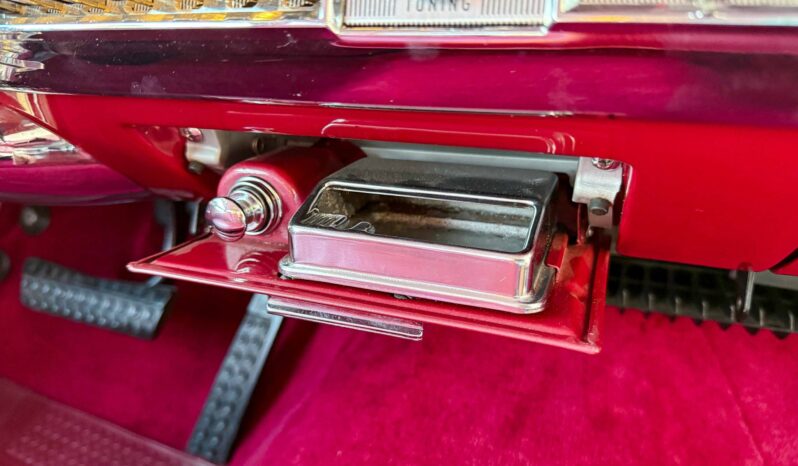 								1961 Chrysler New Yorker 2-Door Hardtop full									