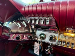 1961 Chrysler New Yorker 2-Door Hardtop full