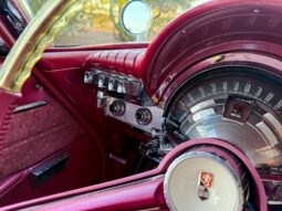 1961 Chrysler New Yorker 2-Door Hardtop full