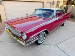 1961 Chrysler New Yorker 2-Door Hardtop full