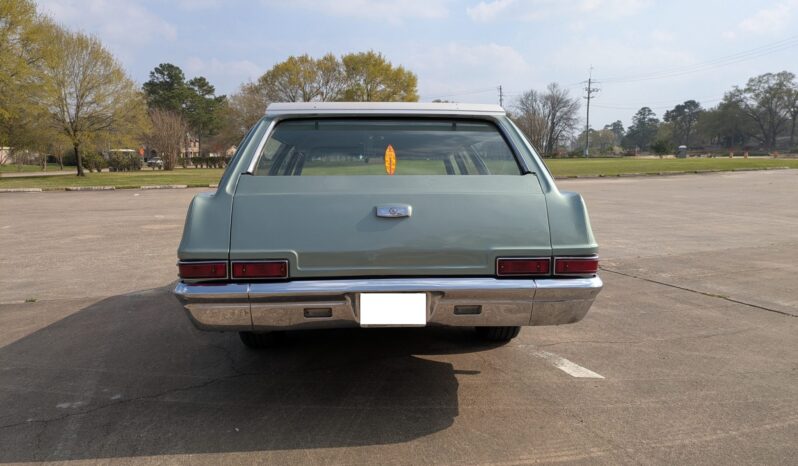 								1966 Chevrolet Impala Station Wagon 396 full									