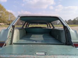 										1966 Chevrolet Impala Station Wagon 396 full									