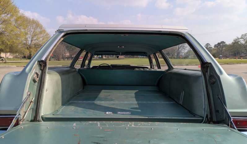 								1966 Chevrolet Impala Station Wagon 396 full									