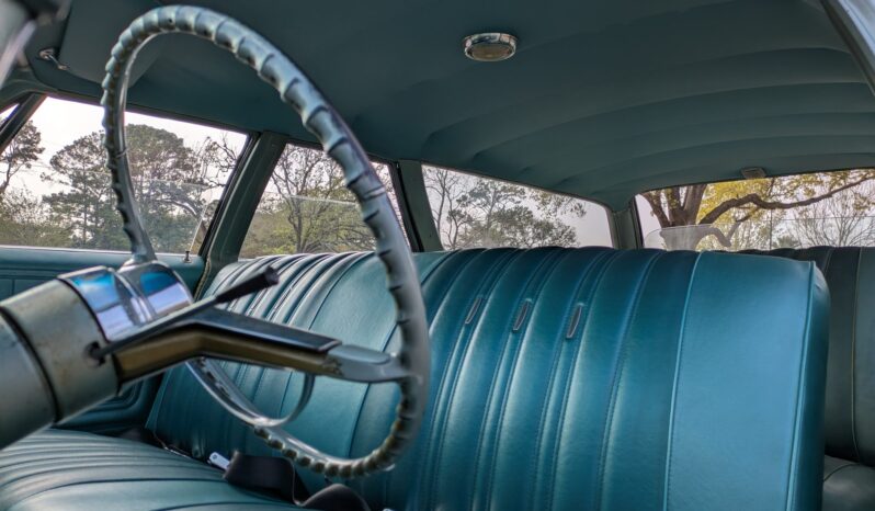 								1966 Chevrolet Impala Station Wagon 396 full									