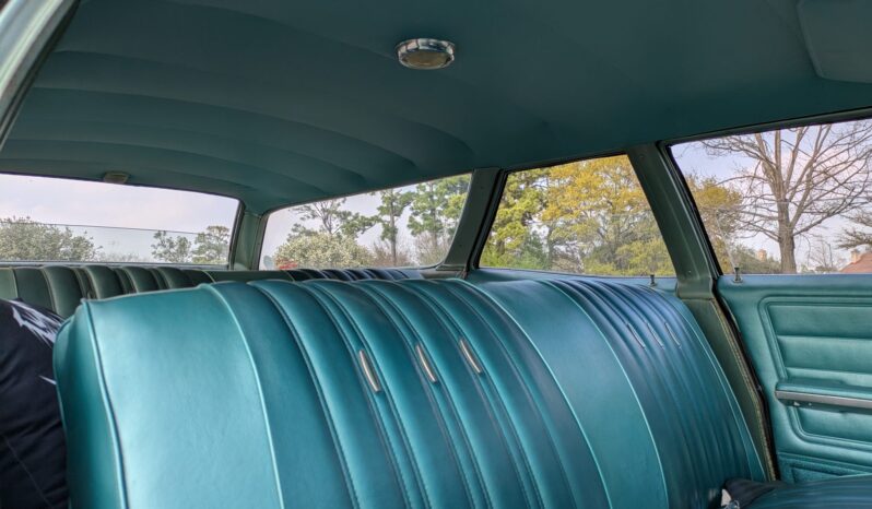 								1966 Chevrolet Impala Station Wagon 396 full									