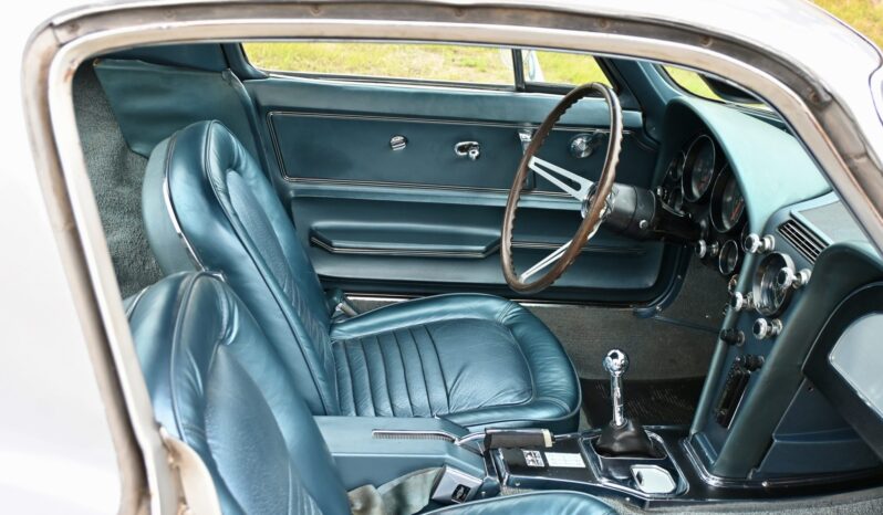 								1967 Chevrolet Corvette Coupe 5-Speed full									