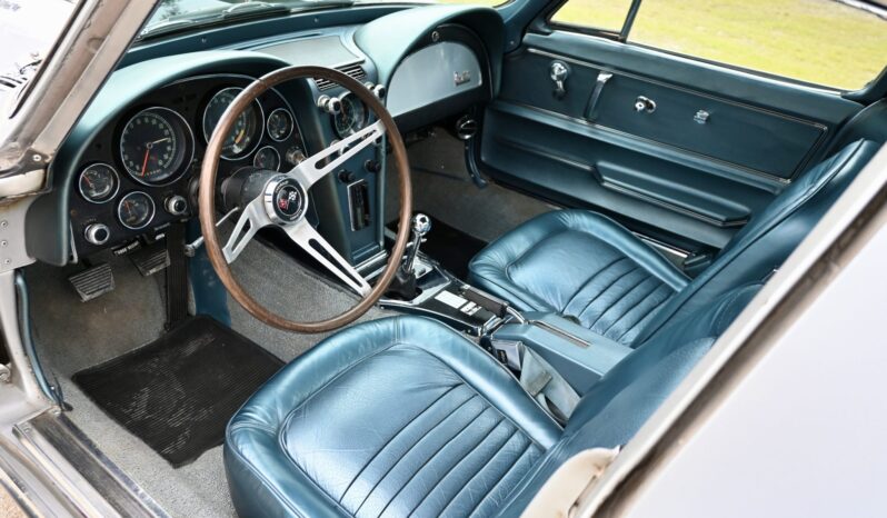 								1967 Chevrolet Corvette Coupe 5-Speed full									