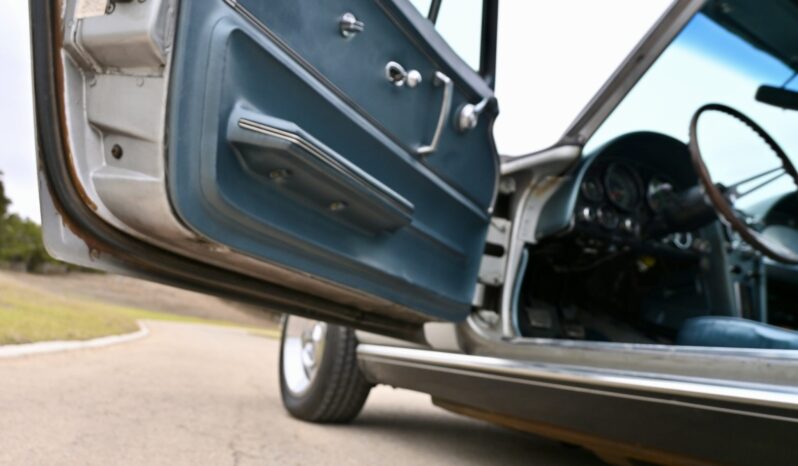 								1967 Chevrolet Corvette Coupe 5-Speed full									