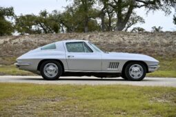 										1967 Chevrolet Corvette Coupe 5-Speed full									
