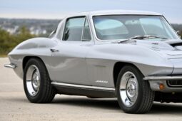 										1967 Chevrolet Corvette Coupe 5-Speed full									
